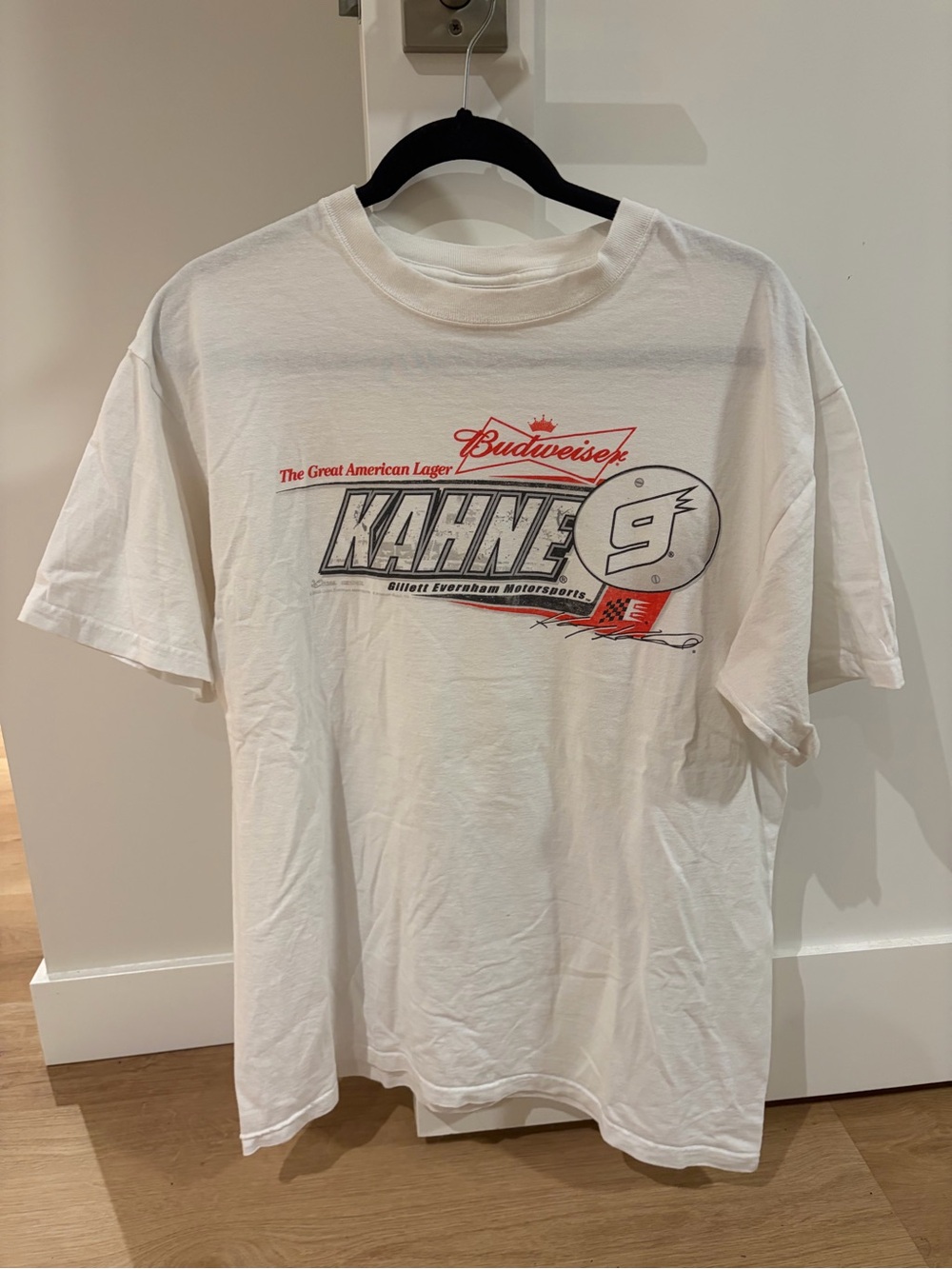 Men’s Chase Authentics White Budweiser Kahne 9 Graphic Tee